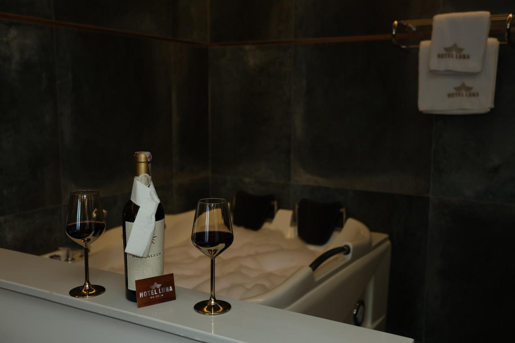 Hotel Luna Prizren Exteriér fotografie
